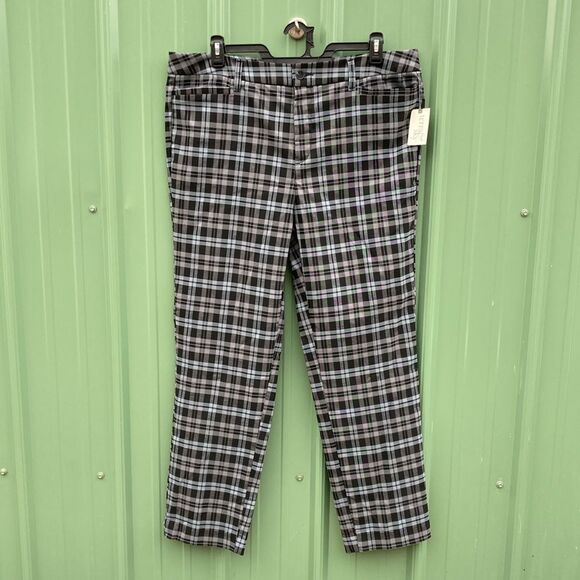 Women's Plus Wear to Work Straight Leg Pants, 30” Inseam, Size 16W - Picture 1 of 7